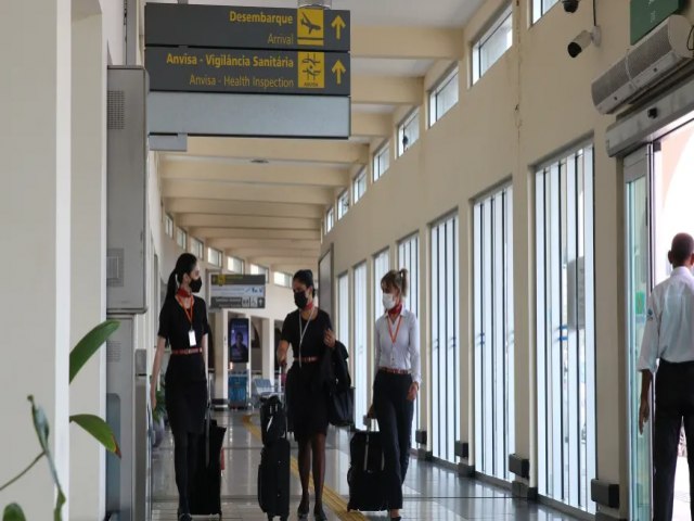 Brasil Uso obrigatrio de mscara em avies e aeroportos comea nesta sexta (25); veja regras