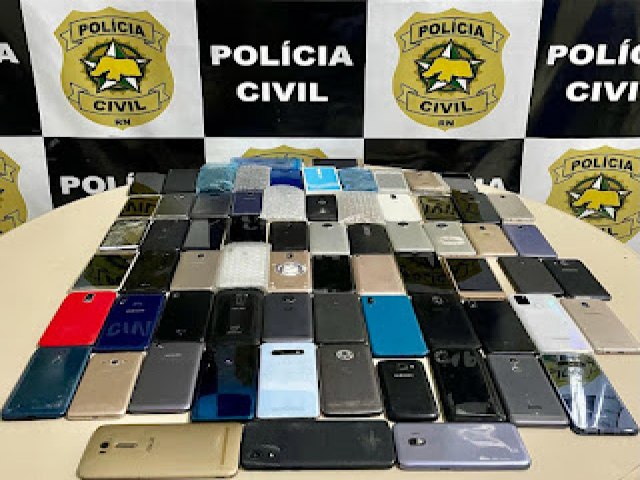 Polcia Civil apreende mais de 60 celulares e autua suspeito por receptao