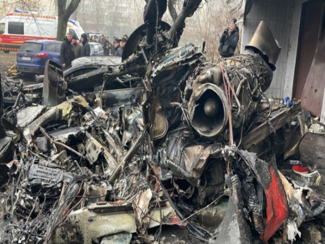 Queda de helicptero na Ucrnia deixa ao menos 18 mortos, entre eles ministro do Interior