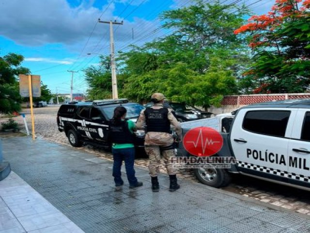 Polcia Militar encontra material furtado da Petrobrs, avaliado em mais de 50 mil reais. Polcia Civil investiga o caso