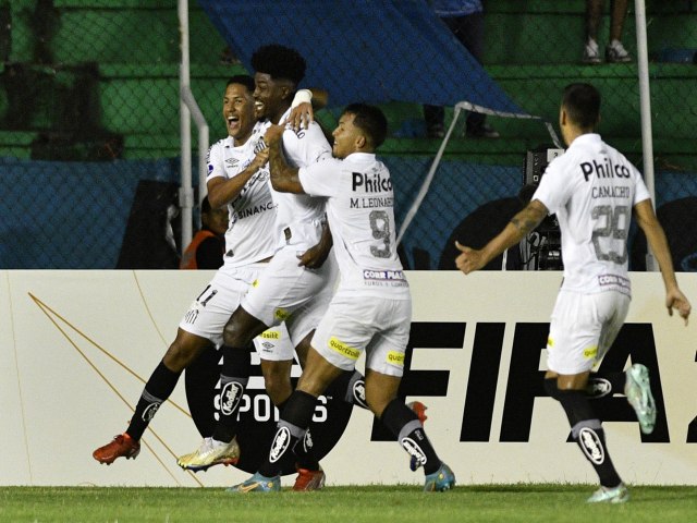 Santos estreia com vitria na CONMEBOL Sudamericana; Gois fica no empate