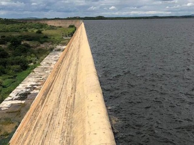 Barragem Umari, na regio Oeste, est com 95,67% da sua capacidade total