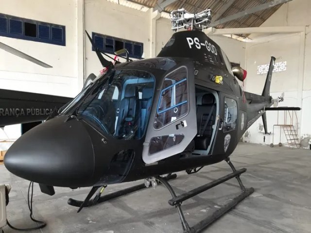 HELICPTERO POTIGUAR 02 CHEGA AO RN E PROCESSO DE MONTAGEM  INICIADO