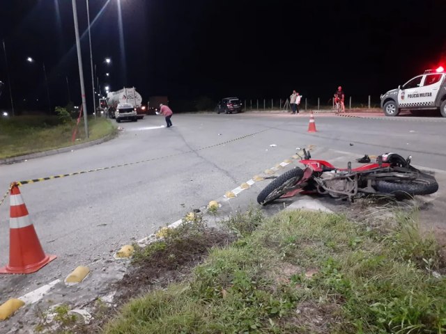 MOTOCICLISTA MORRE APS SER ATROPELADO POR CARRETA NO ACESSO SUL DO AEROPORTO DE NATAL