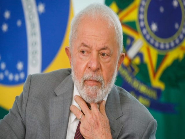Lula diz que no sabe como governadores aguentavam Bolsonaro
