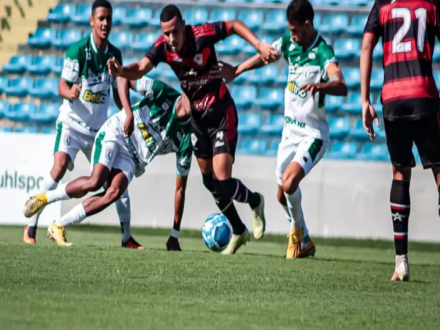 Sousa vence o Atltico-CE e larga na frente nas oitavas da Srie D