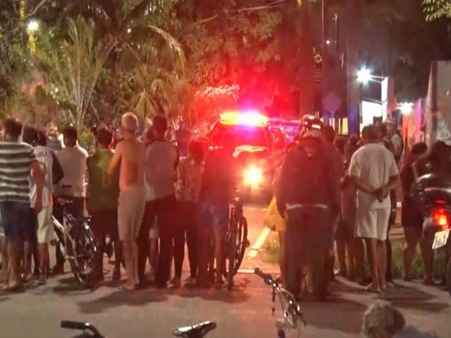 BRIGA EM BAR TERMINA COM MORTE NO MEIO DA RUA EM PARNAMIRIM