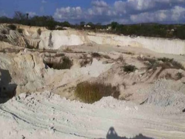 GARIMPEIRO MORRE EM ACIDENTE EM MINERAO DE CAULIM NA CIDADE DE EQUADOR (RN)