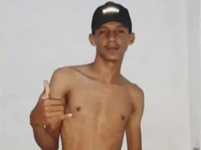 JOVEM  MORTO A TIROS ENQUANTO ESTAVA CONVERSANDO COM AMIGOS EM VIA PBLICA NO RN