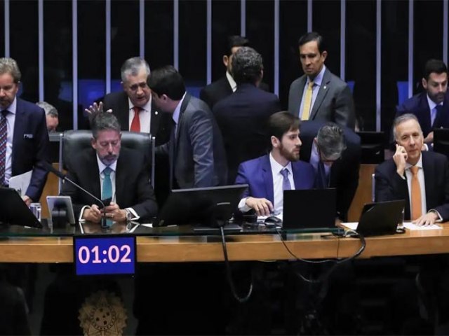 Aps quatro dcadas, Brasil tem novo modelo tributrio; confira 7 pontos da reforma