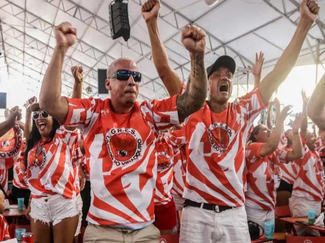 Nos 40 anos da Sapuca, Viradouro  campe do carnaval do Rio