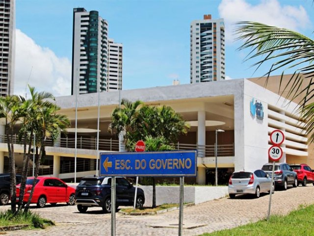 Escola de Governo disponibiliza novos cursos para servidores; confira a programao