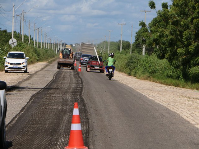 Obras de recuperao das rodovias estaduais iniciam pela RN 117