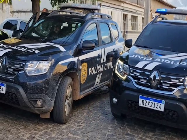 POLCIA CIVIL PRENDE CASAL QUE USAVA FILHO PARA TRAFICAR DROGAS EM JARDIM DO SERID