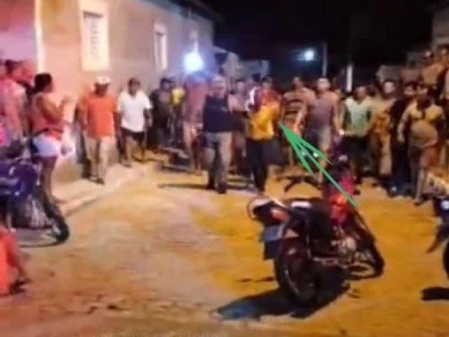 MULHER  MORTA A GOLPES DE FACA EM SANTANA DO MATOS/RN. SUSPEITO  PRESO EM FLAGRANTE