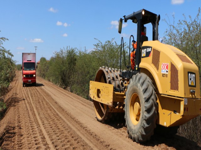 Governo do RN inicia restaurao em dois novos trechos rodovirios no Oeste