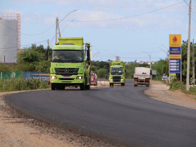 Governadora Ftima Bezerra visita obras da RN 117, que j se encaminha para sua fase de concluso