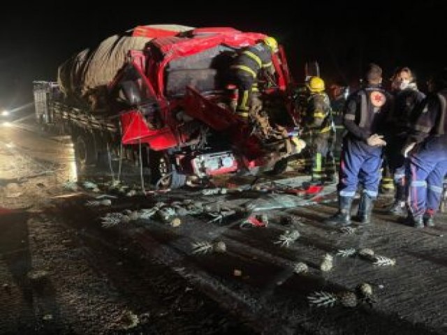 Coliso frontal entre caminhes deixa feridos na BR 304 entre Mossor e Assu