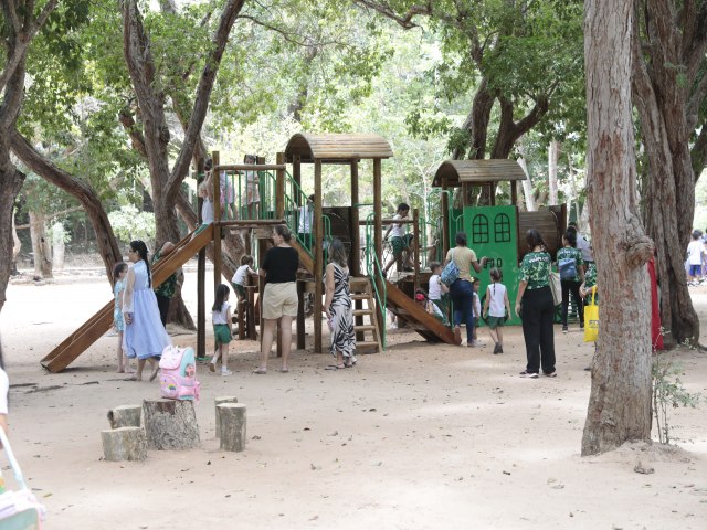 Com acessibilidade e segurana, novos brinquedos so entregues no Parque das Dunas