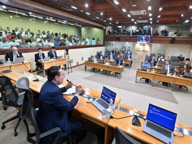 Deputados aprovam LDO 2027 com previs�o de receita de R$ 22,7 bilh�es