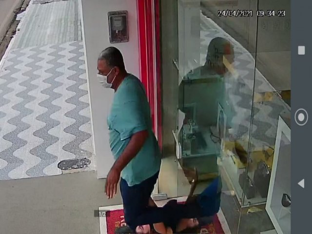 FUNCIONRIA DE TICA BRIGA COM CRIMINOSO DURANTE TENTATIVA DE ASSALTO, EM ARAPIRACA