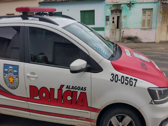 IDOSO DE 75 ANOS  ENCONTRADO MORTO EM RESIDNCIA NA CIDADE DE ARAPIRACA