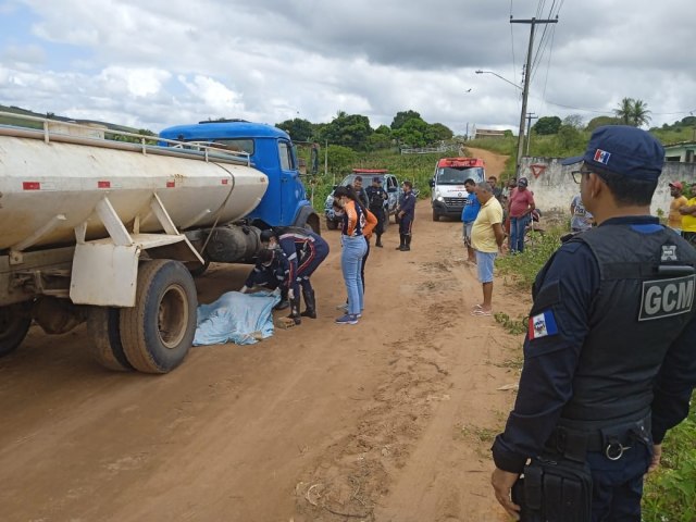 Homem morre aps ser atropelado por caminho pipa na zona rural de Girau do Ponciano