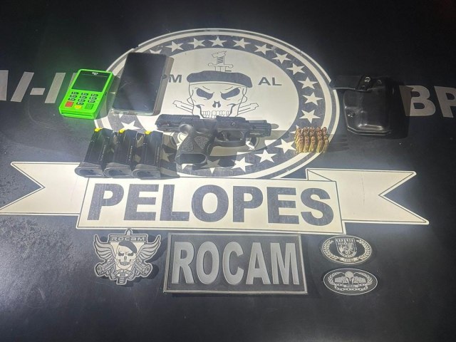 Indivduo  preso pela PELOPES e ROCAM, com pistola g2c 9mm, munies, carregador e maquineta de carto em Arapiraca