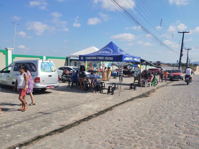 CELEBRAO DO DIA DE FINADOS MOVIMENTA CEMITRIOS EM GIRAU DO PONCIANO COM MISSA E EMOCIONANTES VISITAS