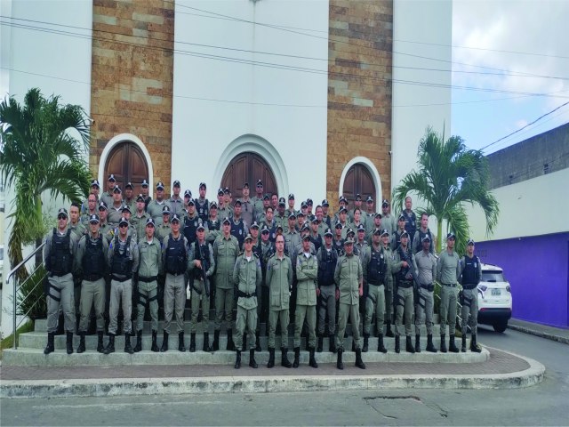 COMANDANTE DA 7 CIA INDEPENDENTE DA POLCIA MILITAR REALIZA IMPORTANTE REUNIO PARA DISCUTIR ALINHAMENTO DA TROPA EM GIRAU DO PONCIANO