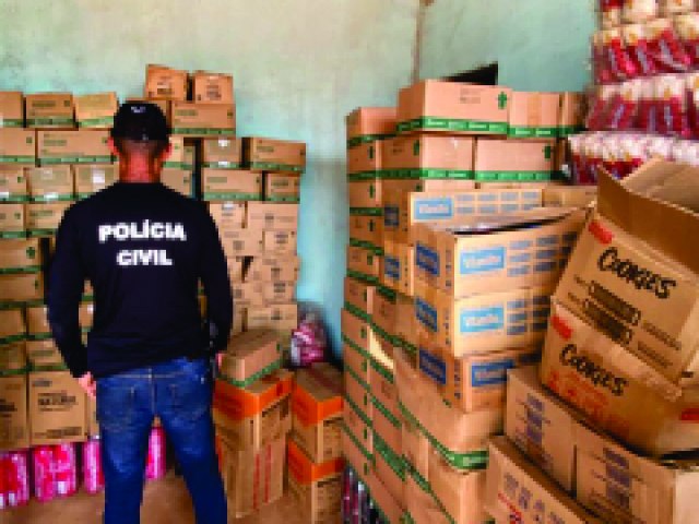 Polcia Civil descobre esquema de distribuio de alimentos adulterados em feiras de Arapiraca