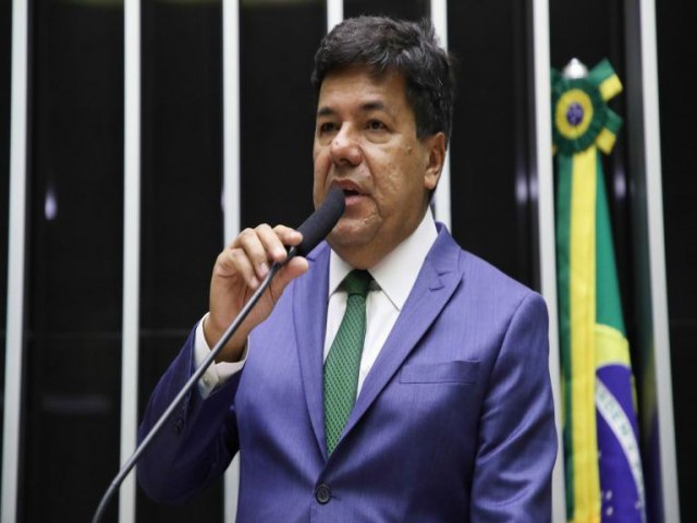 Deputados aprovam texto base da nova reforma do ensino mdio