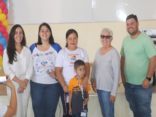 Celebrao de Unio e Gratido: Homenagem ao Dia das Mes e Entrega de Credenciais em Jussara