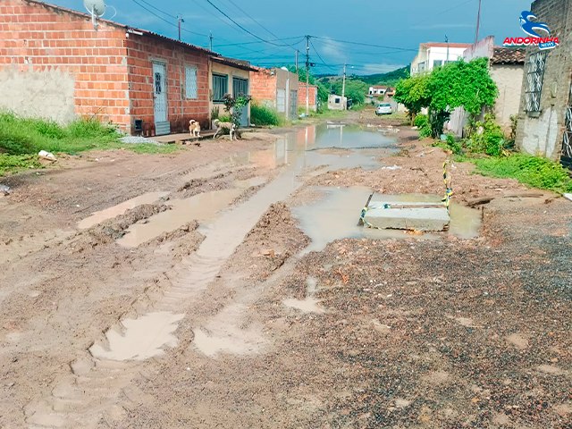 Grito de Socorro em Vila Peixe: Moradores Clamam por Ação da Prefeitura de Andorinha diante de Ruas Intransitáveis