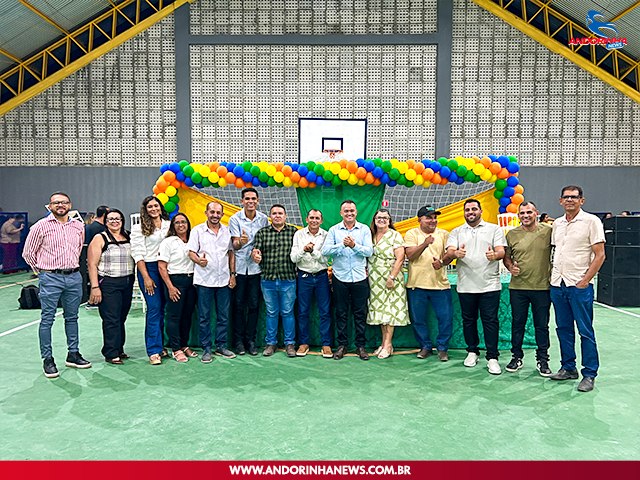 Prefeito Adilberto Entrega Novo Gin�sio Poliesportivo na Comunidade de Riacho Seco