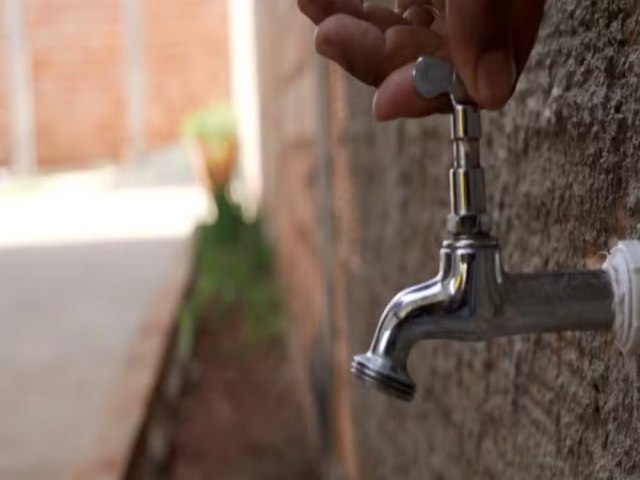 🚰 Manuten��o emergencial em adutora deixa bairros de Teresina sem �gua at� s�bado.