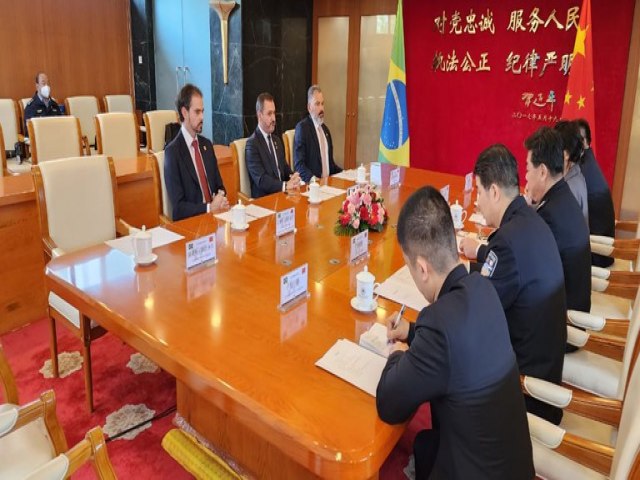 PF firma acordo de cooperao policial internacional com a China