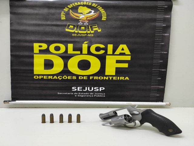 Homem  preso pelo DOF com arma de fogo e munies em Navira