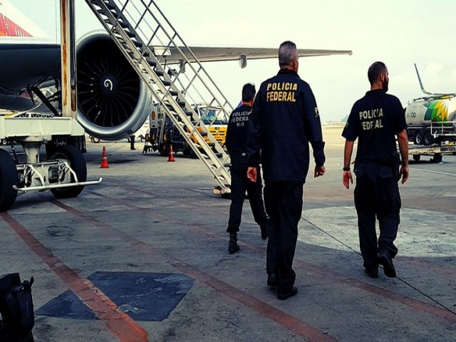 PF prende estrangeiro foragido por furto qualificado, no Aeroporto do Galeo