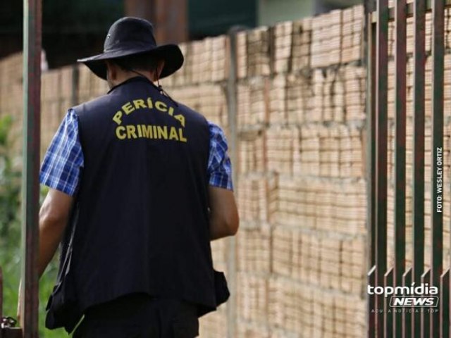 Homem enfrenta Polcia Militar, troca tiros e morre na Vila Jacy