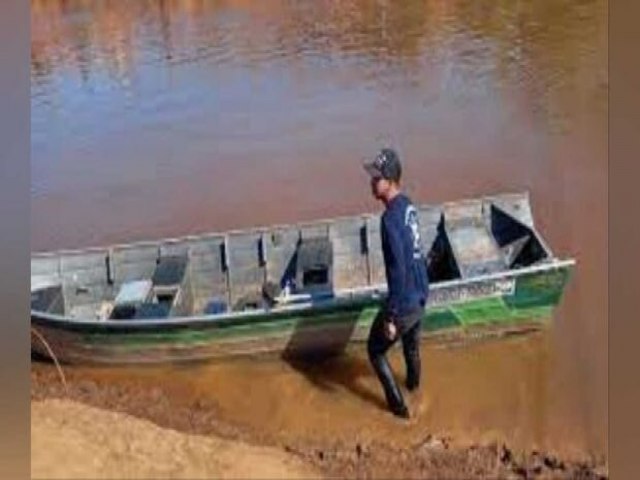 Bombeiros resgatam corpo de indgena que desapareceu em rio da fronteira