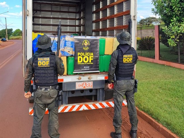 DOF recupera caminho roubado em So Paulo carregado com mais de 4 toneladas de drogas