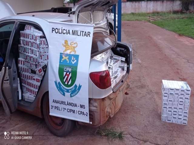 Polcia Militar apreende veculo carregado com cigarros contrabandeados em Anaurilndia