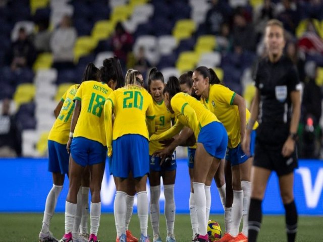 Prefeitura de Dourados adota horário especial em dia de jogos da Seleção Brasileira Feminina na Copa do Mundo