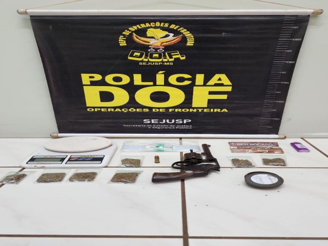 DOF apreende arma de fogo em ponto de venda de droga em Navira 