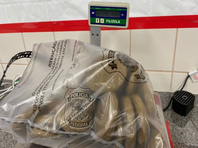 PF prende idoso com quase 5kg de cocana no aeroporto de Natal