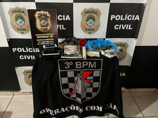 Polcia Civil prende trs pessoas por trfico de drogas e porte ilegal de arma de fogo em Rio Brilhante