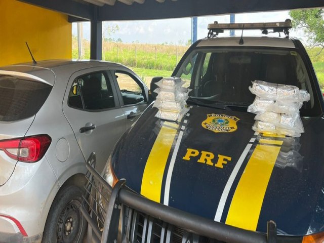PRF prende homem transportando aproximadamente 16 kg de cocana ocultos em tanque de combustvel, em Rio Branco/AC