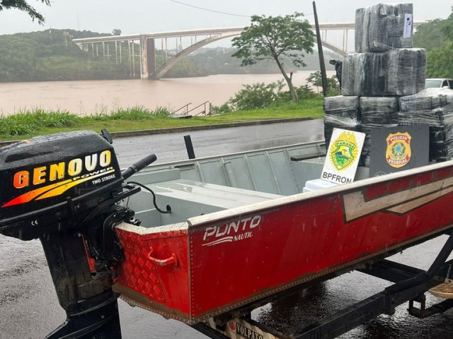 PF E PM/PR apreendem embarcao com maconha no rio Paran