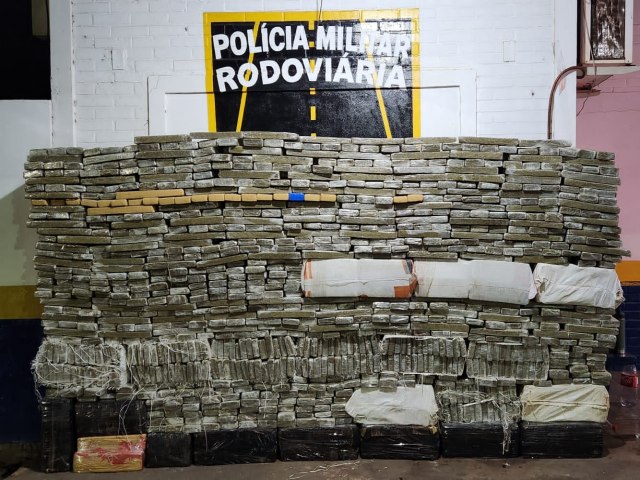 Polcia Militar Rodoviria apreende 2 toneladas de entorpecente em Ponta Por.